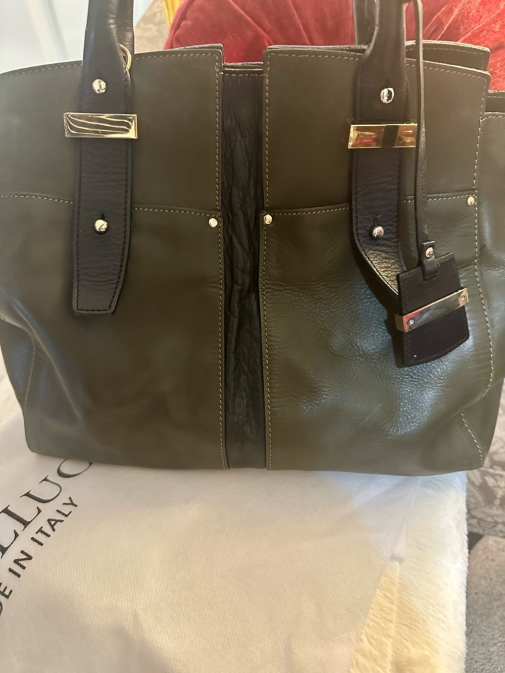 A Bellucci Made in Italy Genuine Leather Satchel Tote Olive Green Black Dust Bag - Picture 7 of 7